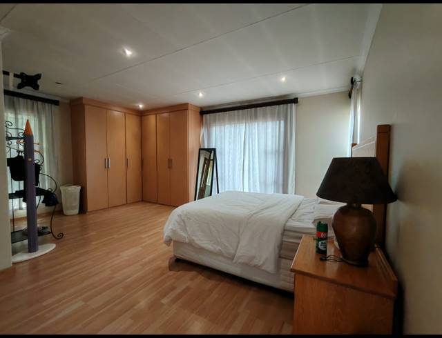 3 BEDROOM TOWNHOUSE FOR SALE IN THREE RIVERS PROPER